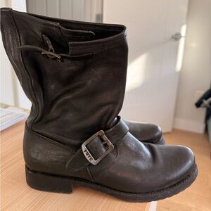Frye Veronica Shortie Black Leather Boots Size 8